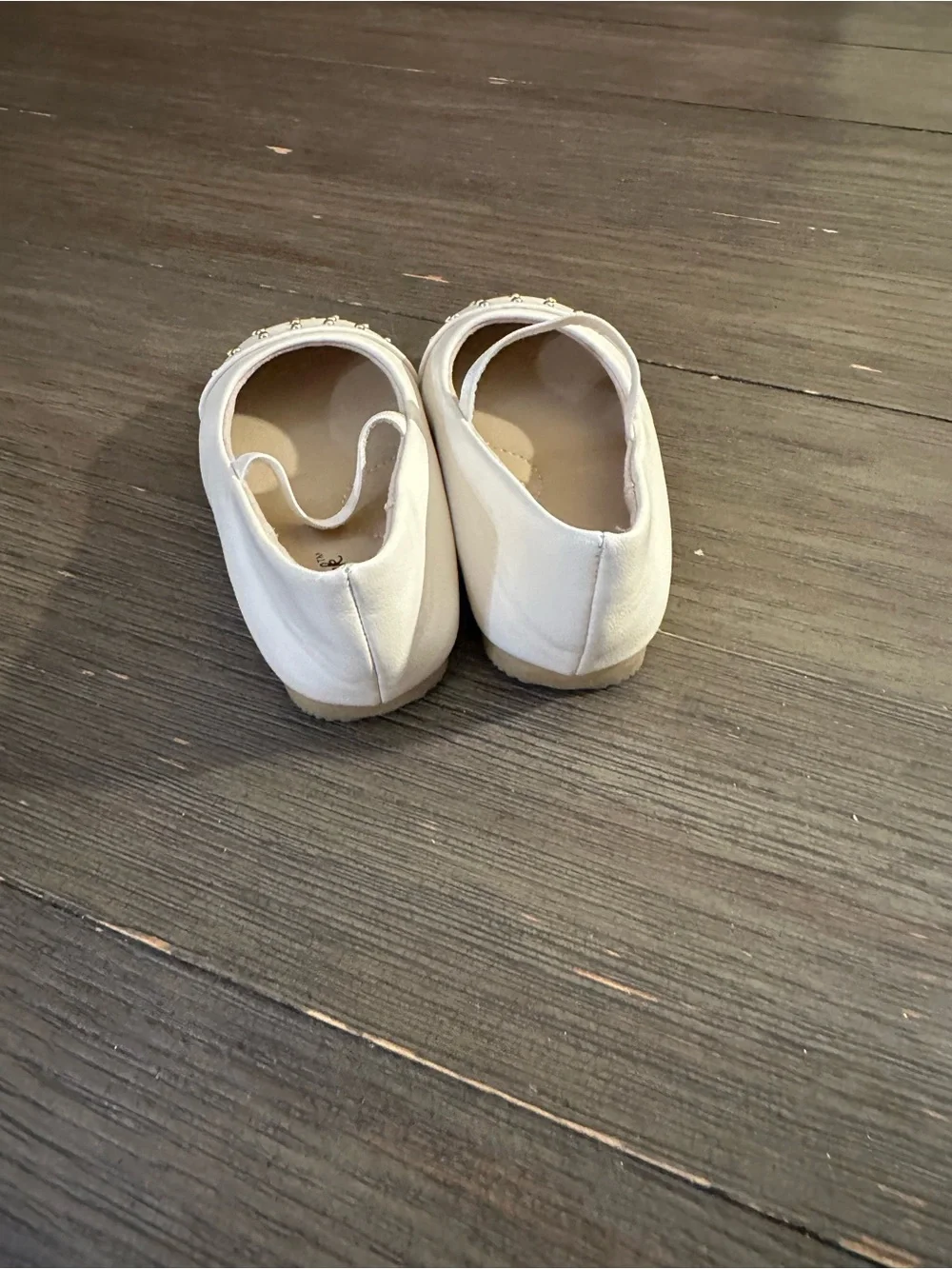Girls toddler Sz 5 Cream Mary Jane Flats with Studded Toe